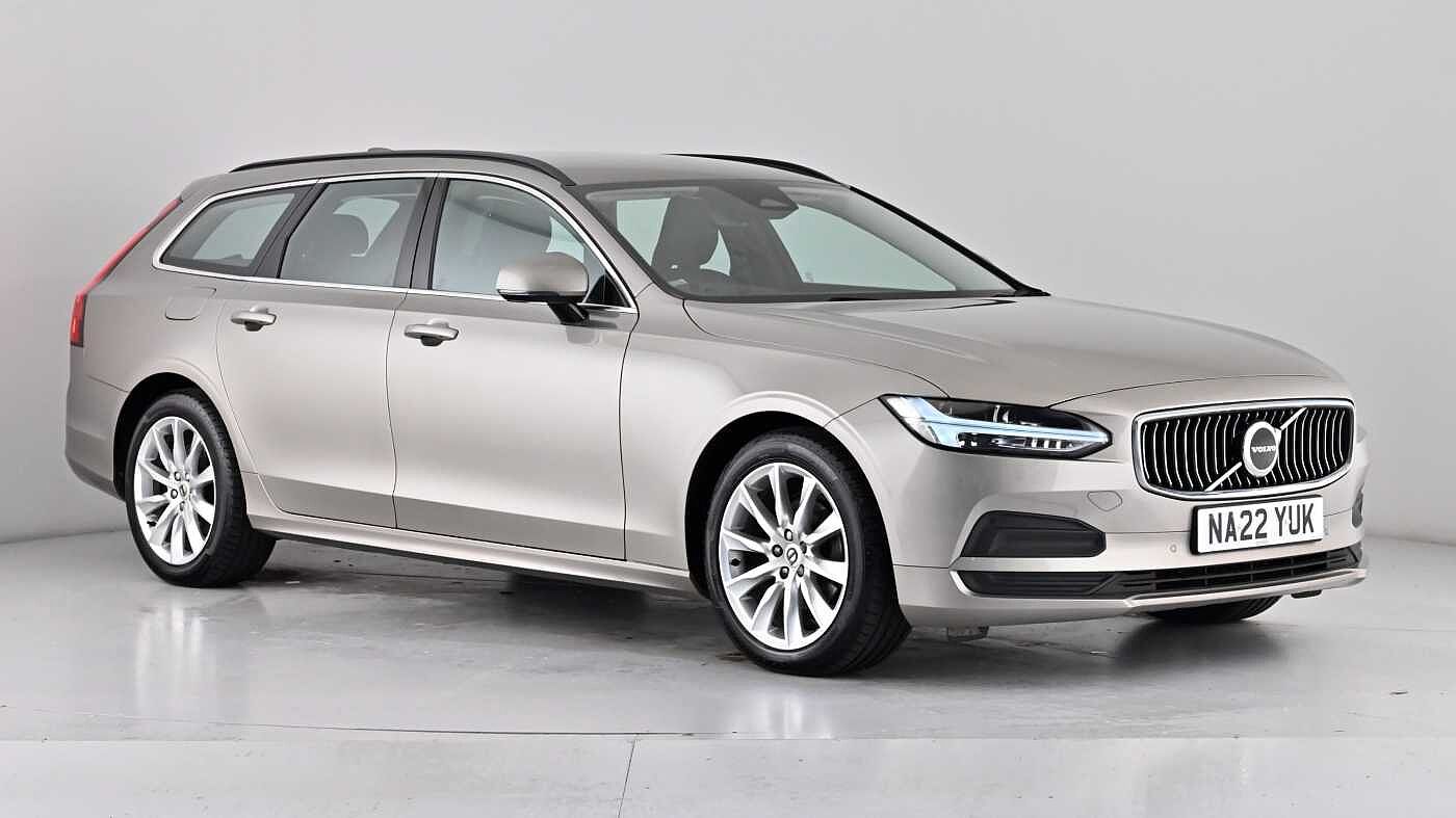2022 Volvo V90