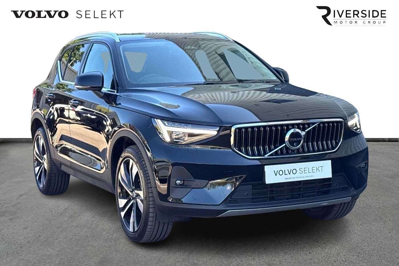 2025 Volvo XC40