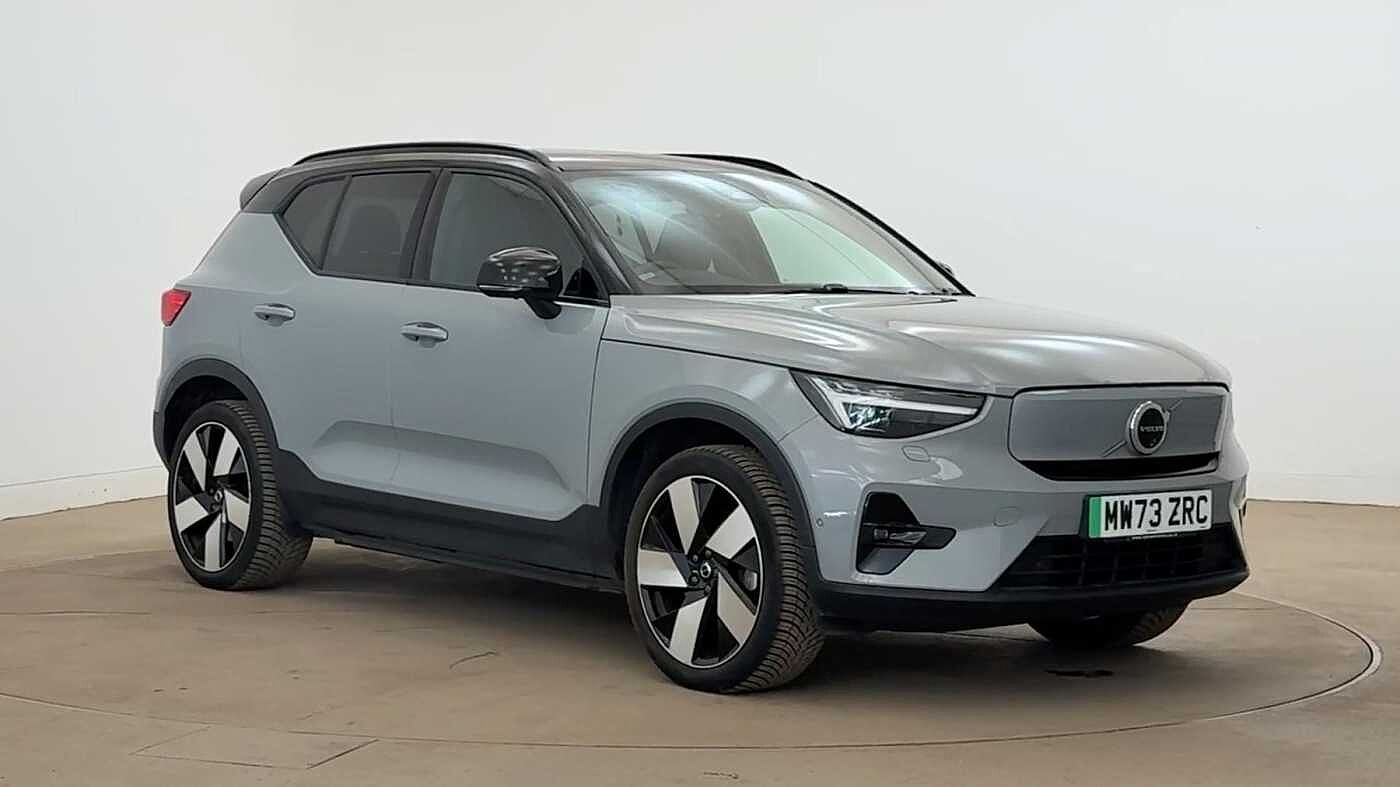 2023 Volvo XC40