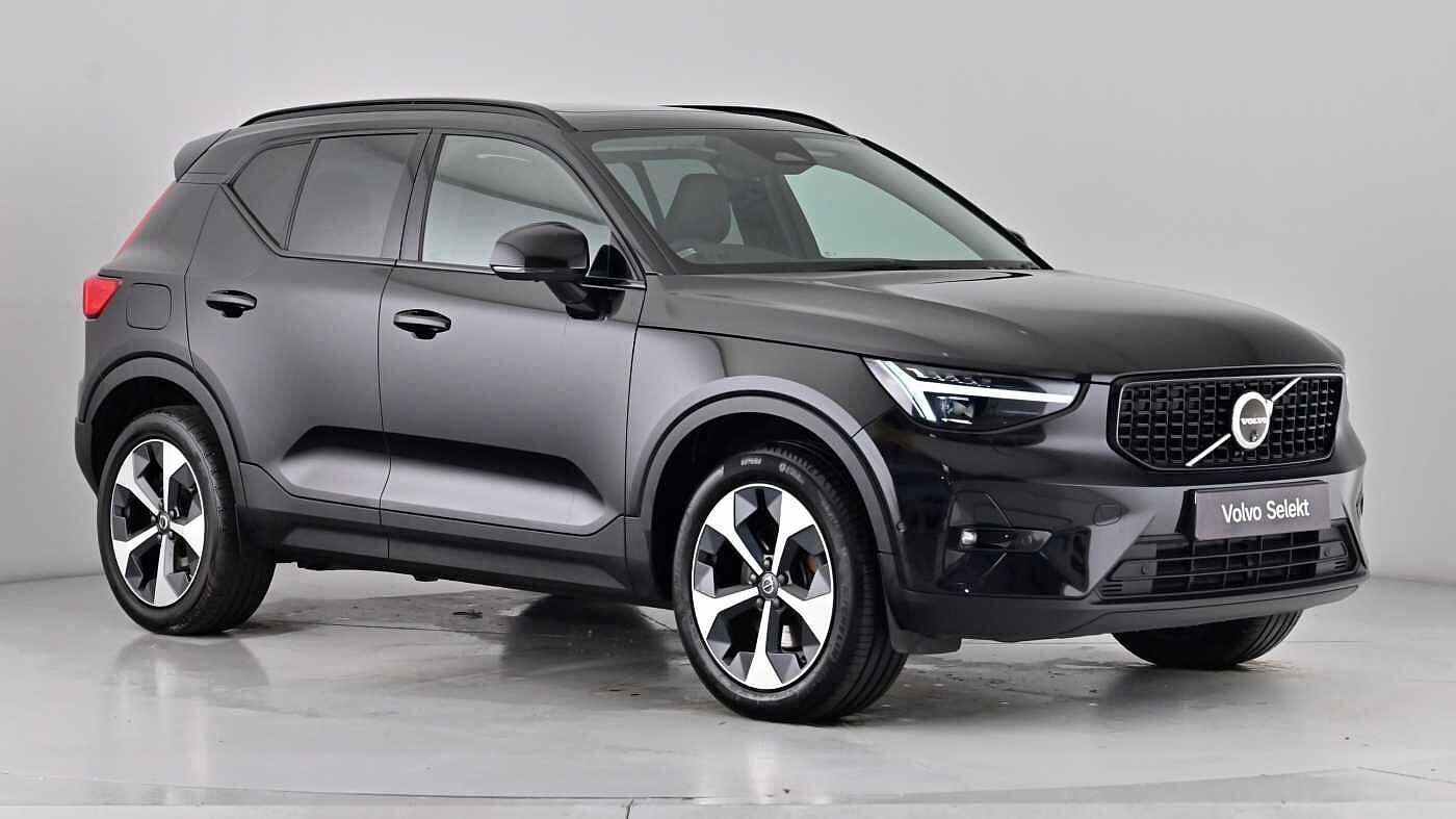 2023 Volvo XC40