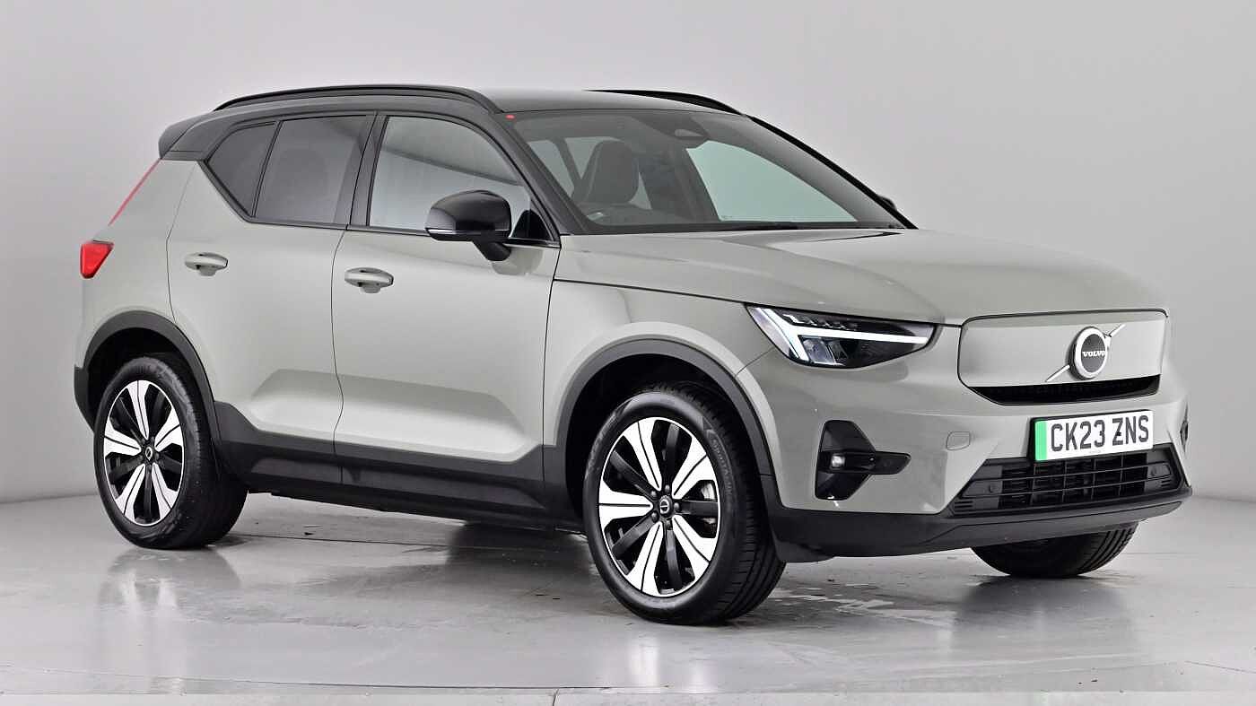 2023 Volvo XC40