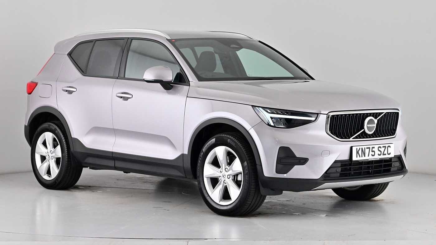 2025 Volvo XC40