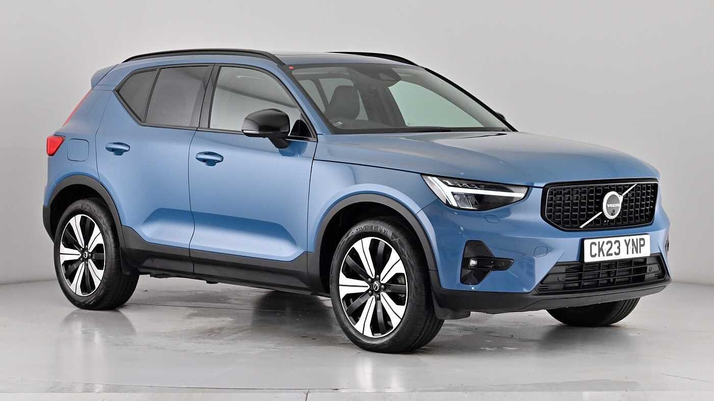 2023 Volvo XC40