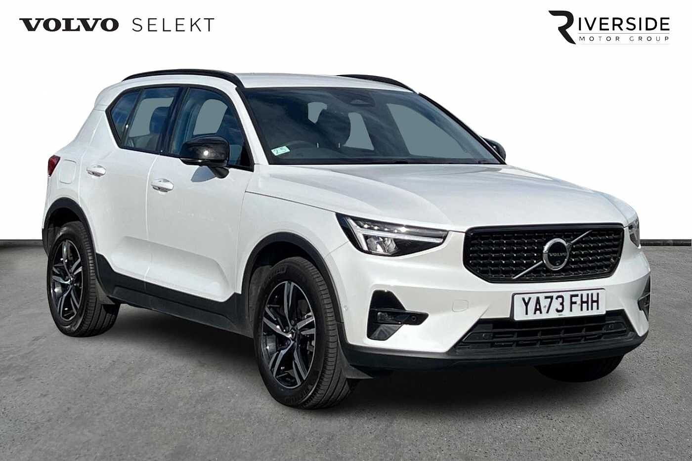 2023 Volvo XC40