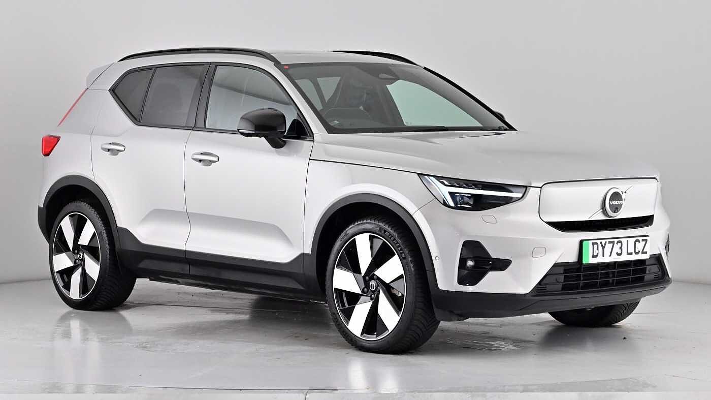 2023 Volvo XC40