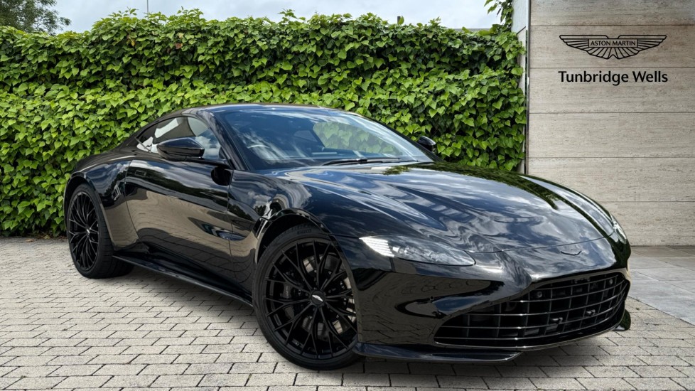 ASTON MARTIN VANTAGE