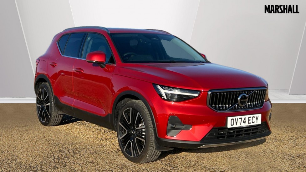 VOLVO XC40