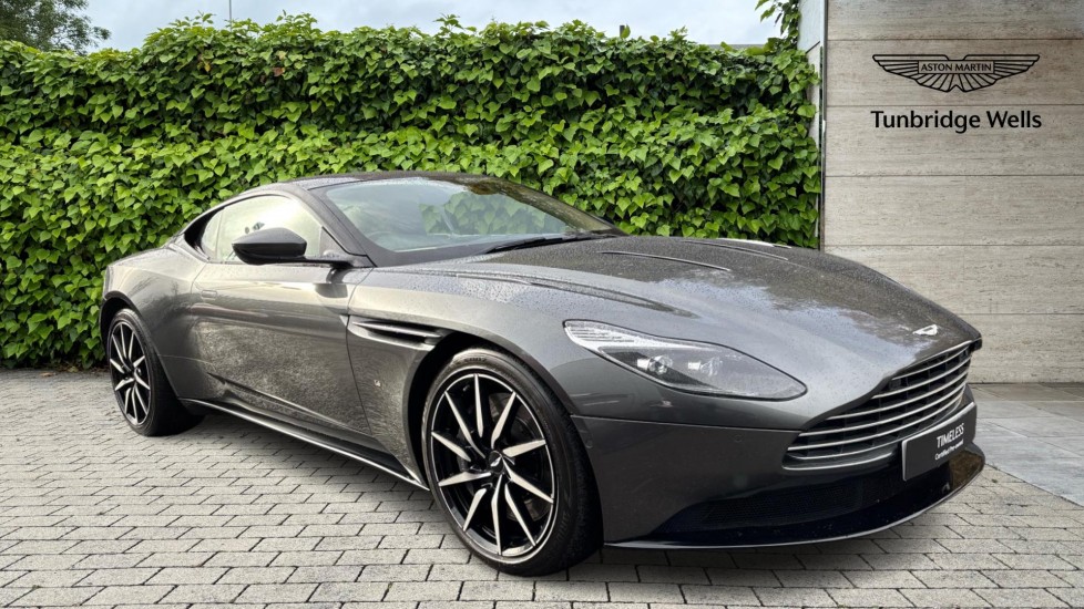 ASTON MARTIN DB11