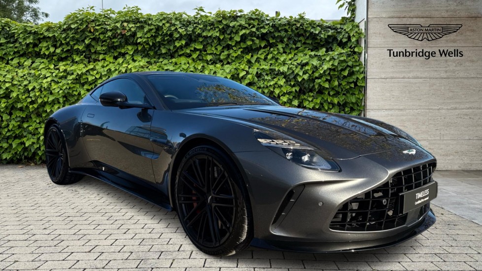 ASTON MARTIN VANTAGE