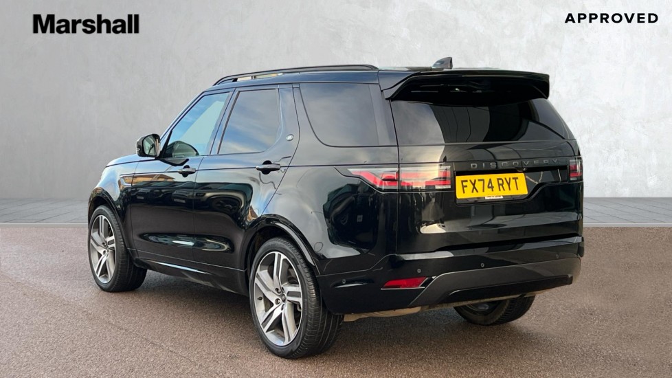2024 Land Rover Discovery thumbnail 2