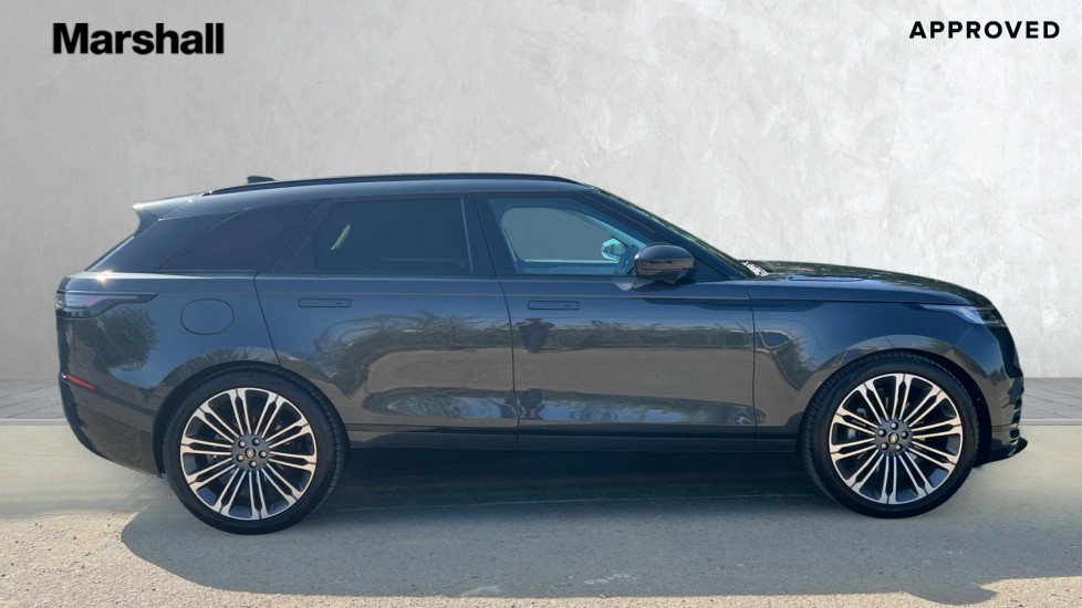 2025 Land Rover Range Rover Velar thumbnail 5