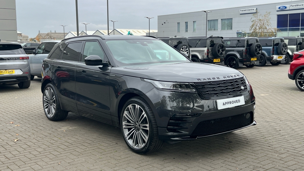2025 Land Rover Range Rover Velar thumbnail 9