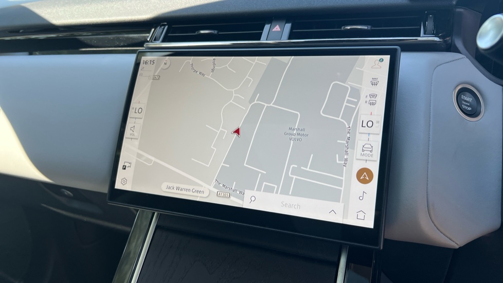 2025 Land Rover Range Rover Velar thumbnail 11