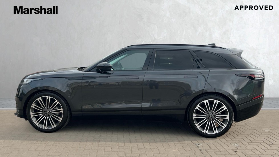 2025 Land Rover Range Rover Velar thumbnail 22