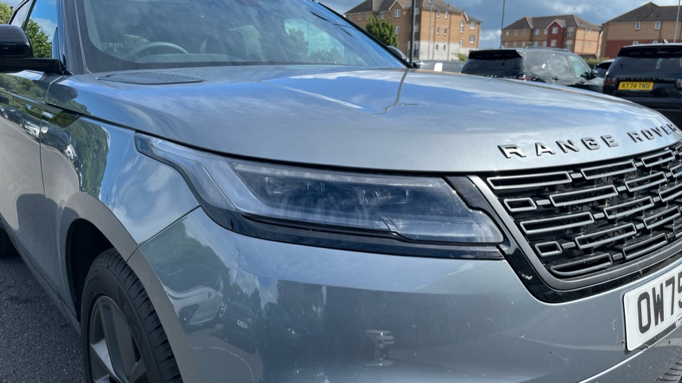 2026 Land Rover Range Rover Velar thumbnail 17