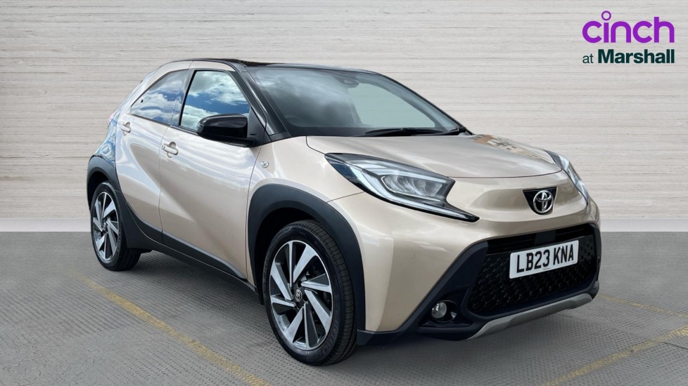 TOYOTA AYGO X
