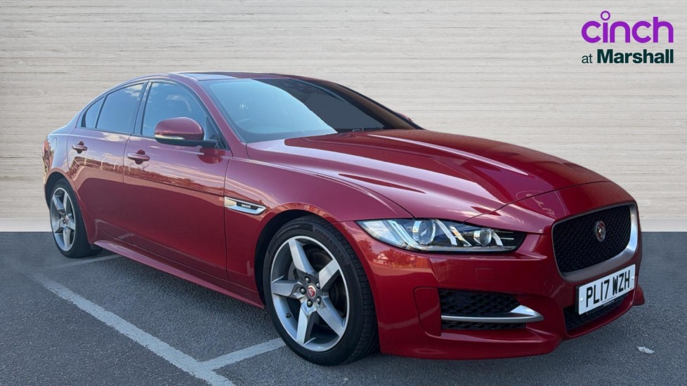 JAGUAR XE