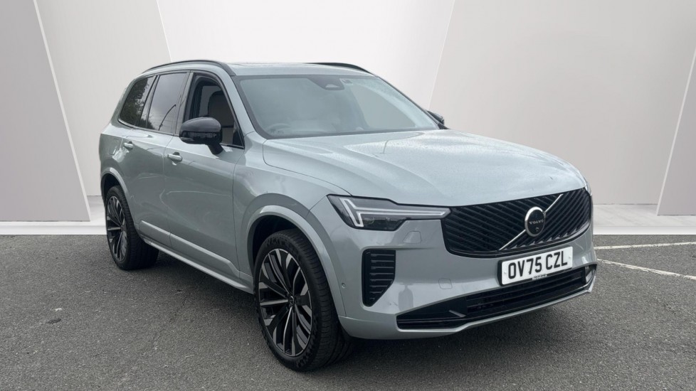 2025 VOLVO XC90