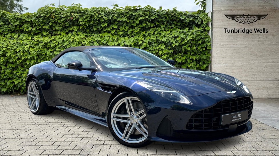 ASTON MARTIN DB12