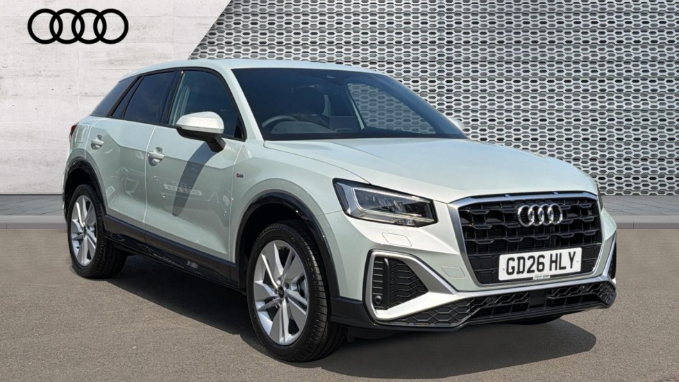 AUDI Q2