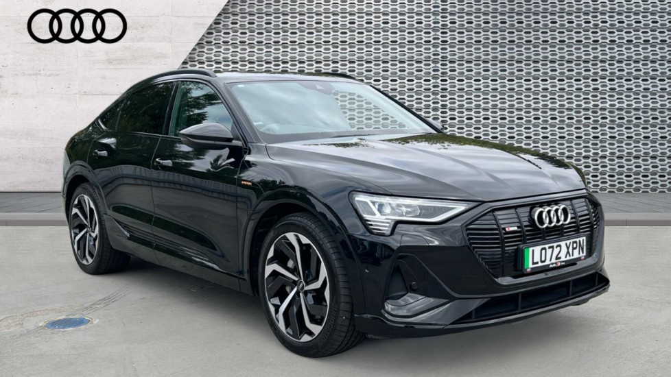 AUDI E-TRON