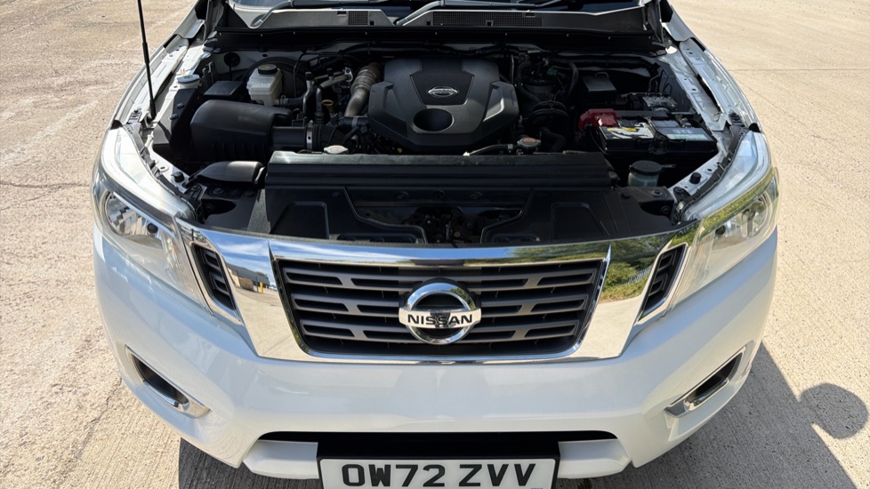 2023 Nissan Navara thumbnail 10