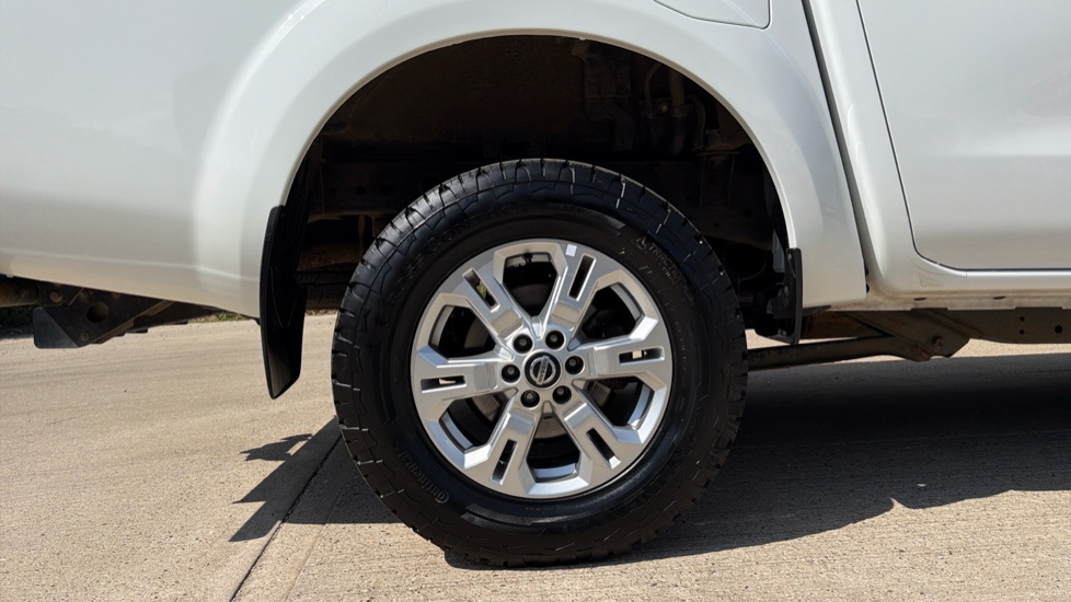 2023 Nissan Navara thumbnail 22