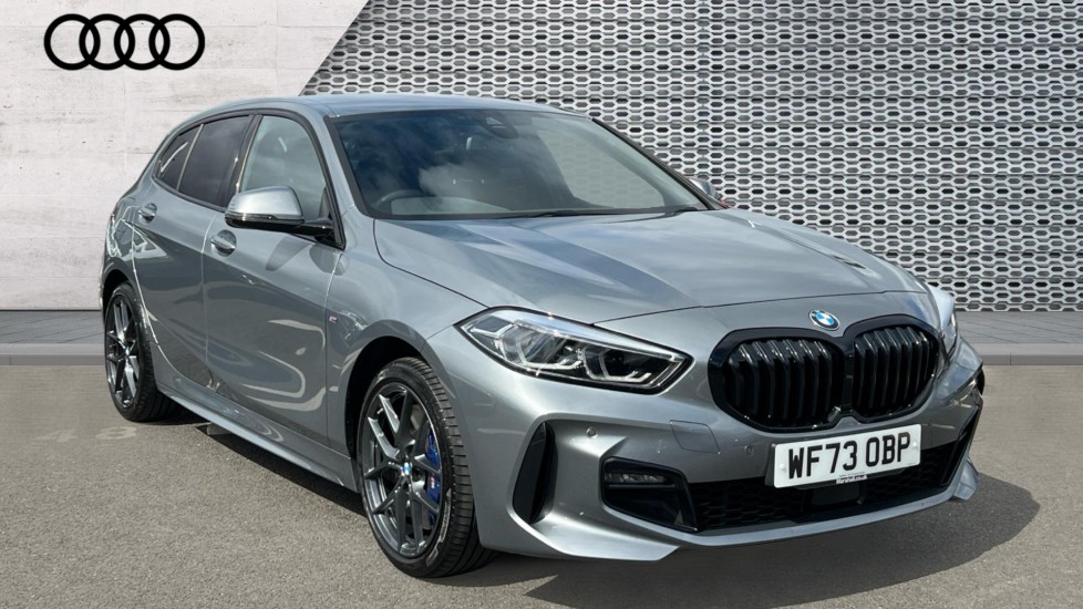 BMW 1 SERIES