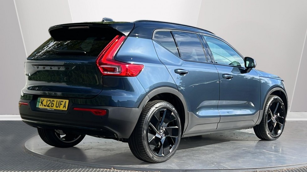 2026 Volvo Ex40 thumbnail 2
