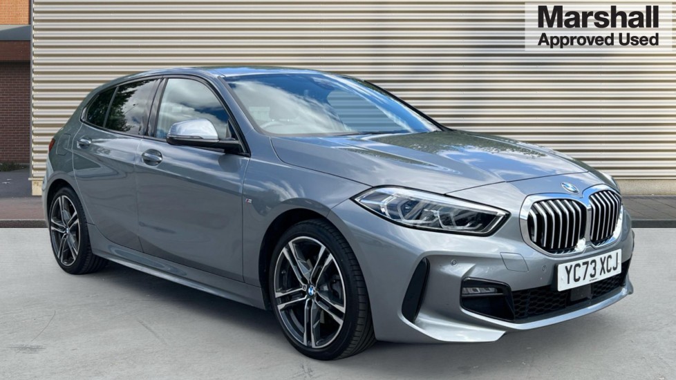 BMW 1 SERIES