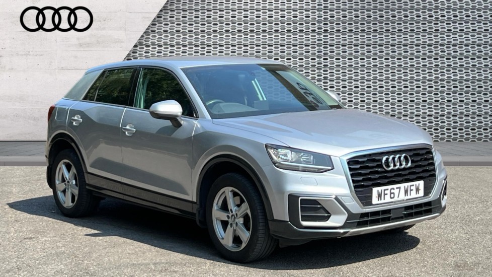 AUDI Q2