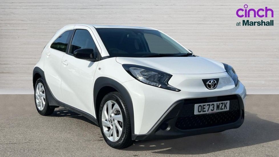 TOYOTA AYGO X