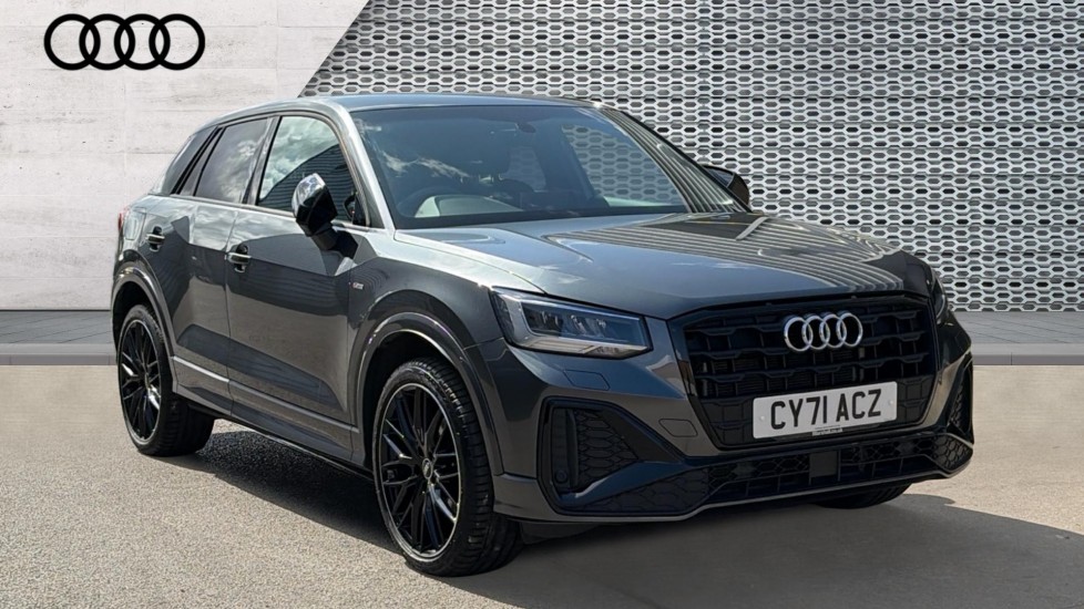 AUDI Q2