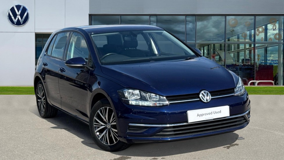 VOLKSWAGEN GOLF