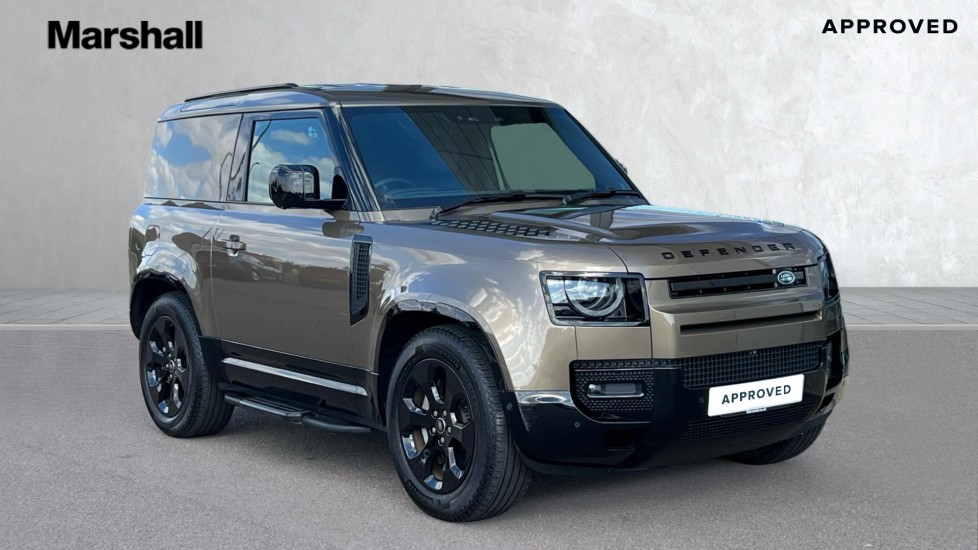 LAND ROVER DEFENDER