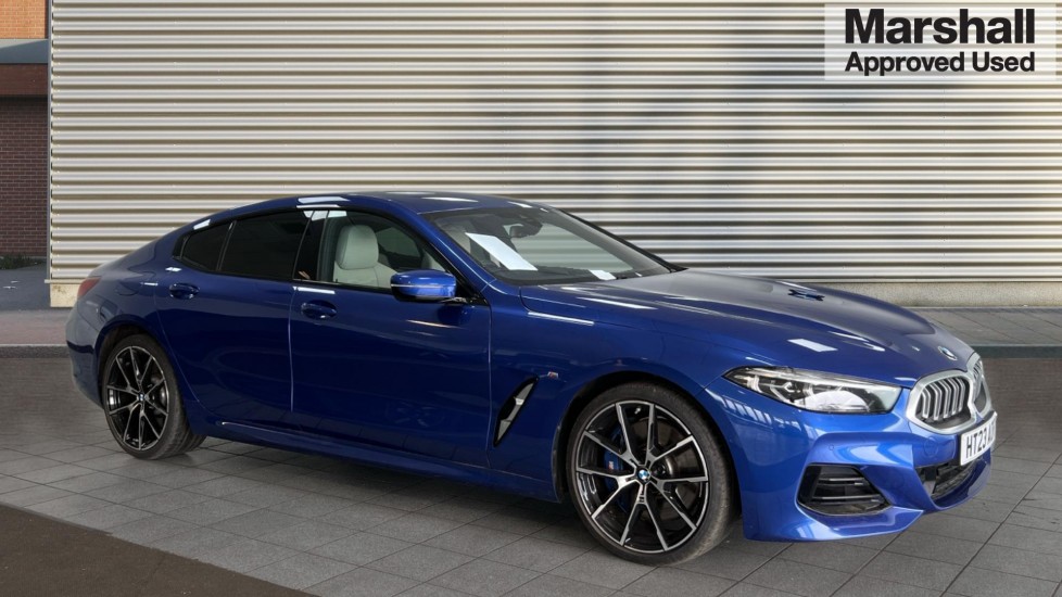BMW 8 SERIES
