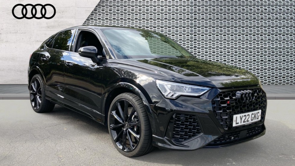 AUDI RS Q3