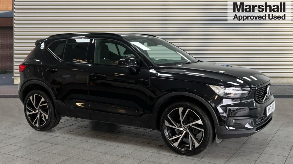 2022 Volvo XC40