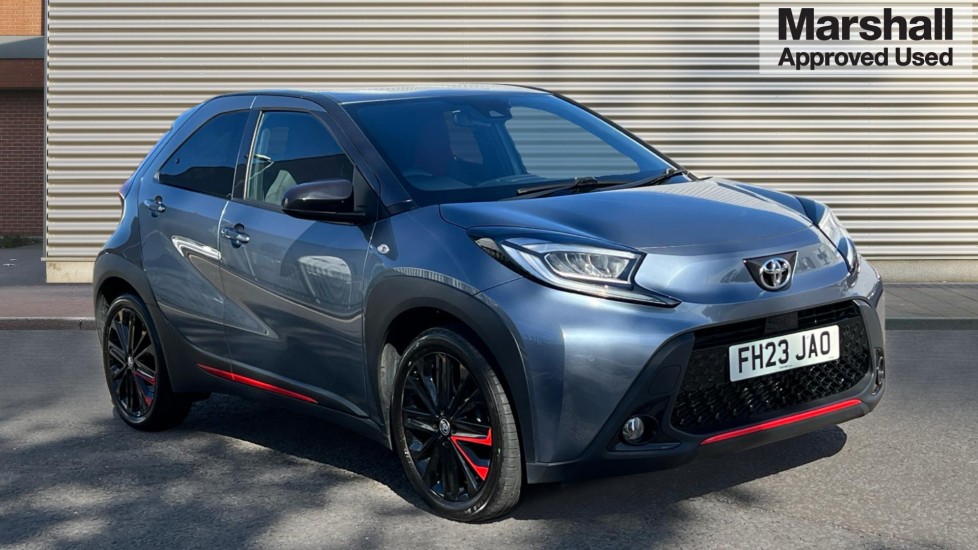 TOYOTA AYGO X