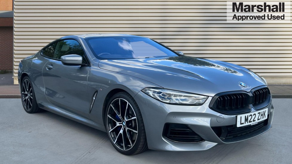 BMW 8 SERIES
