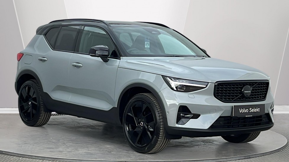 2026 Volvo XC40