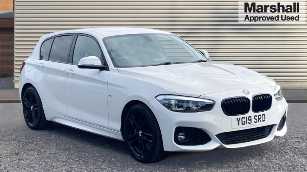 BMW 1 SERIES