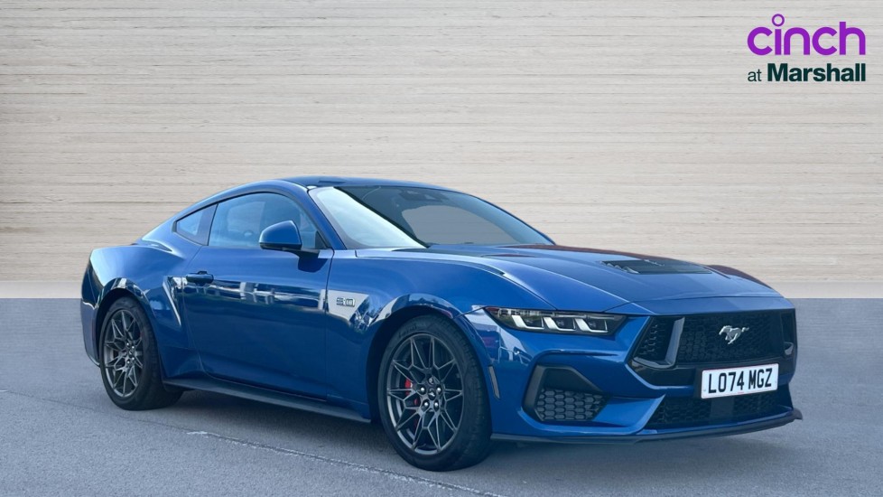 FORD MUSTANG