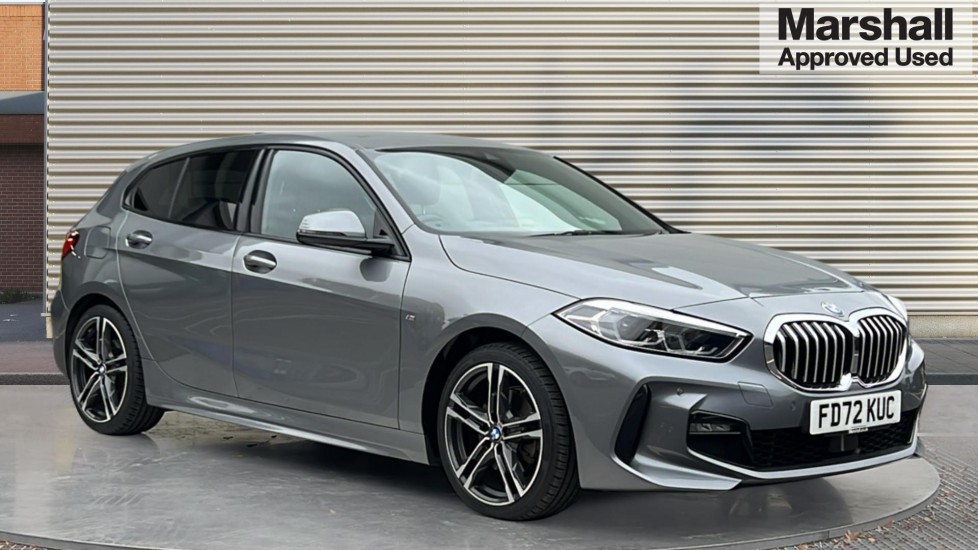 BMW 1 SERIES