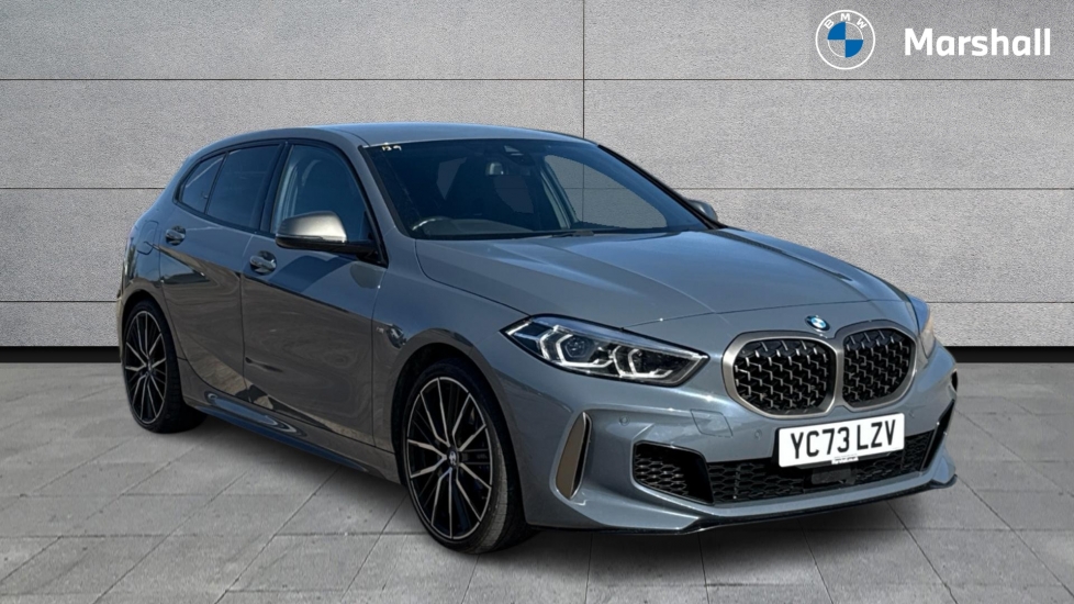 BMW 1 SERIES