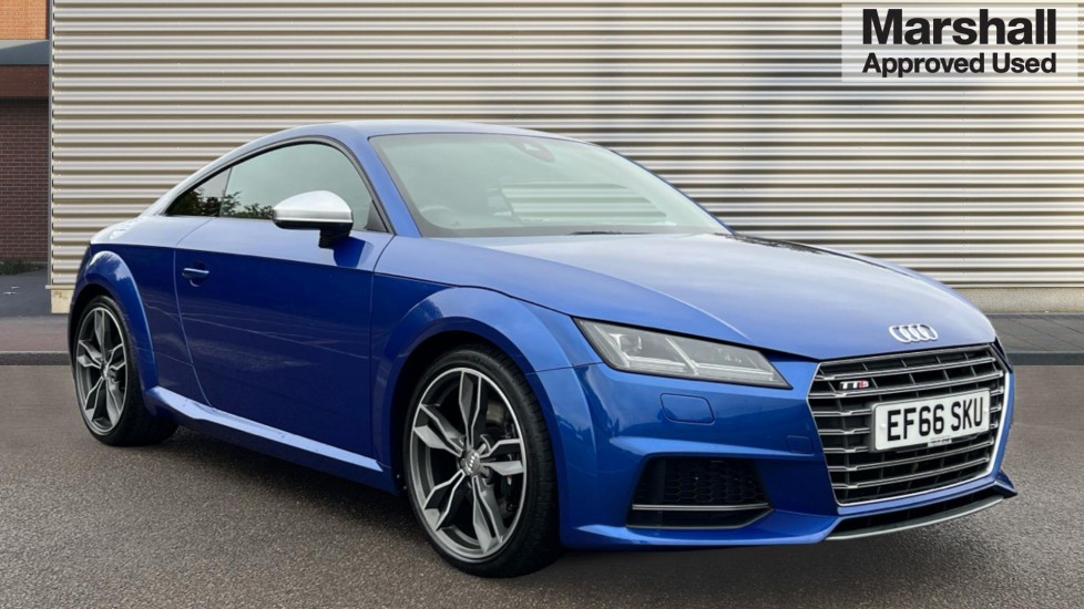 AUDI TT