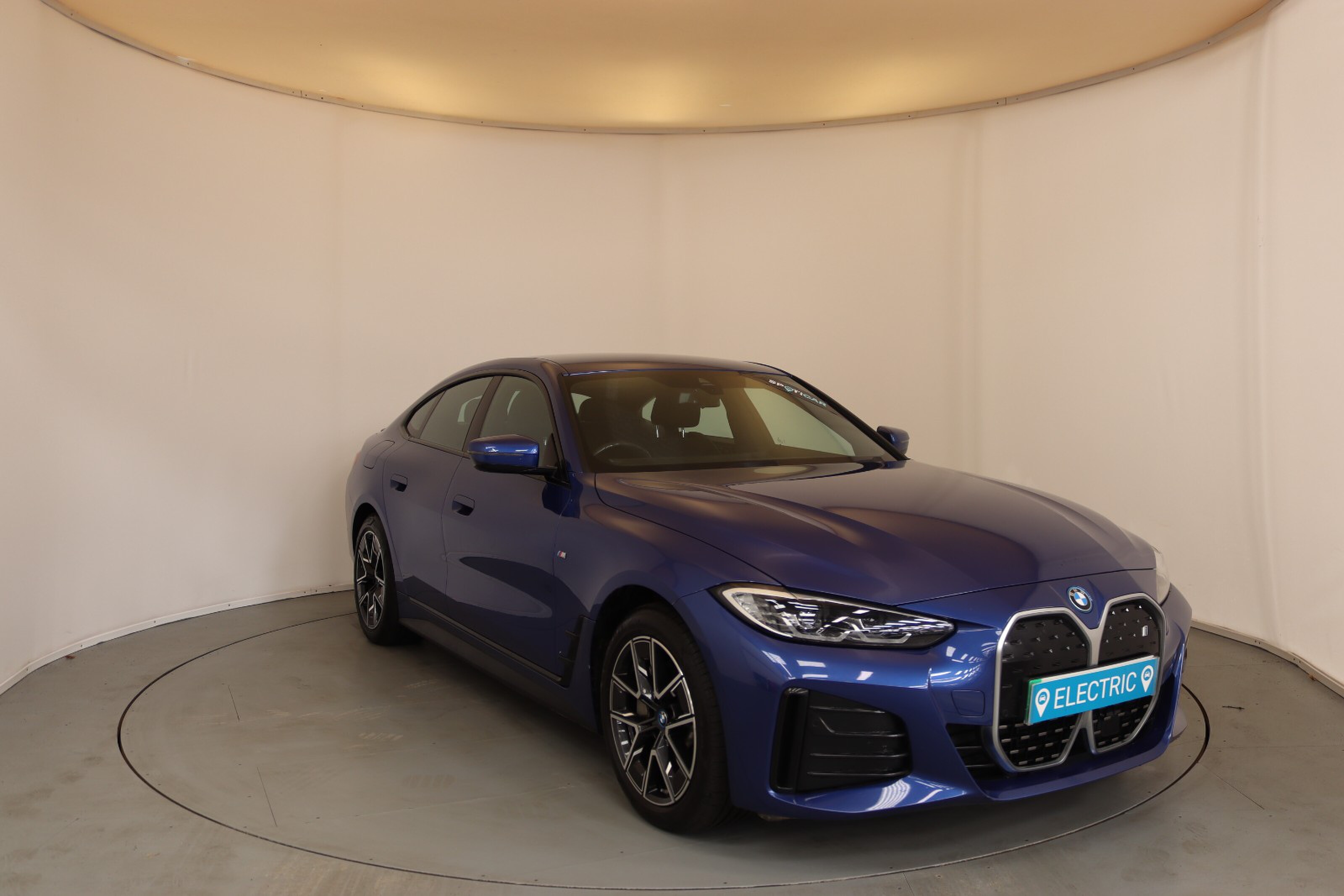 2022 BMW i4