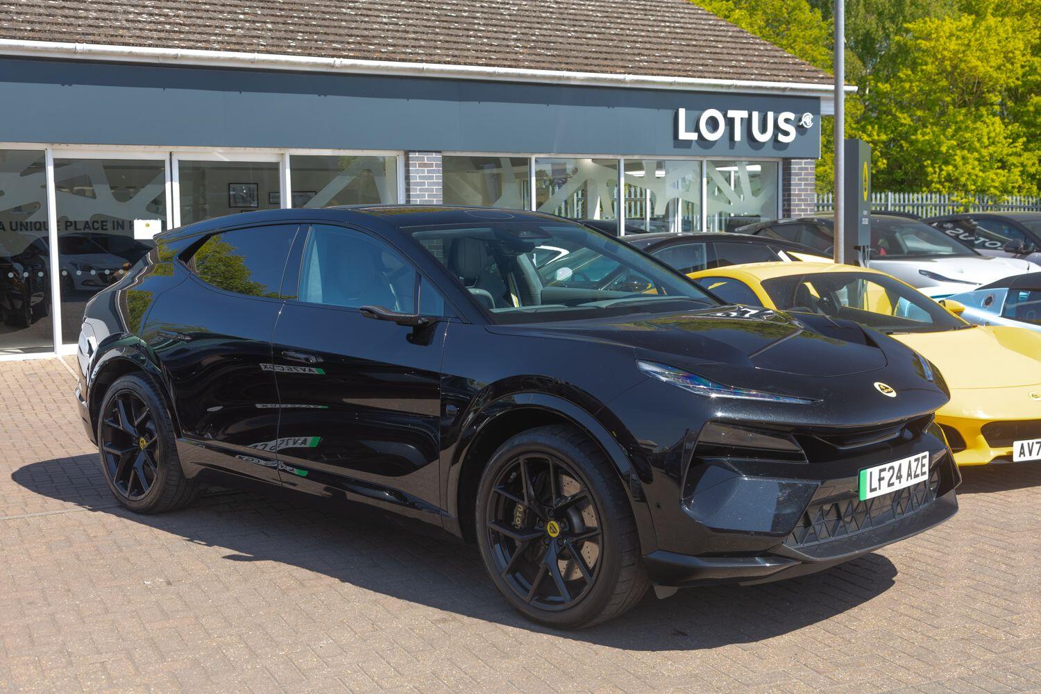 Lotus Eletre 2024