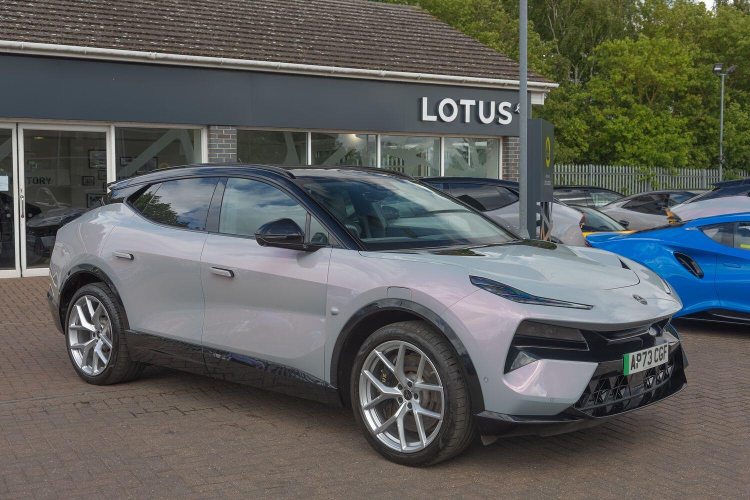 Lotus Eletre 2023