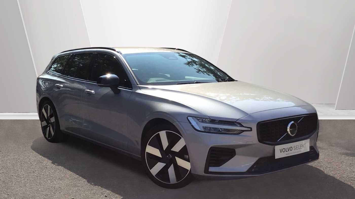 2025 Volvo V60